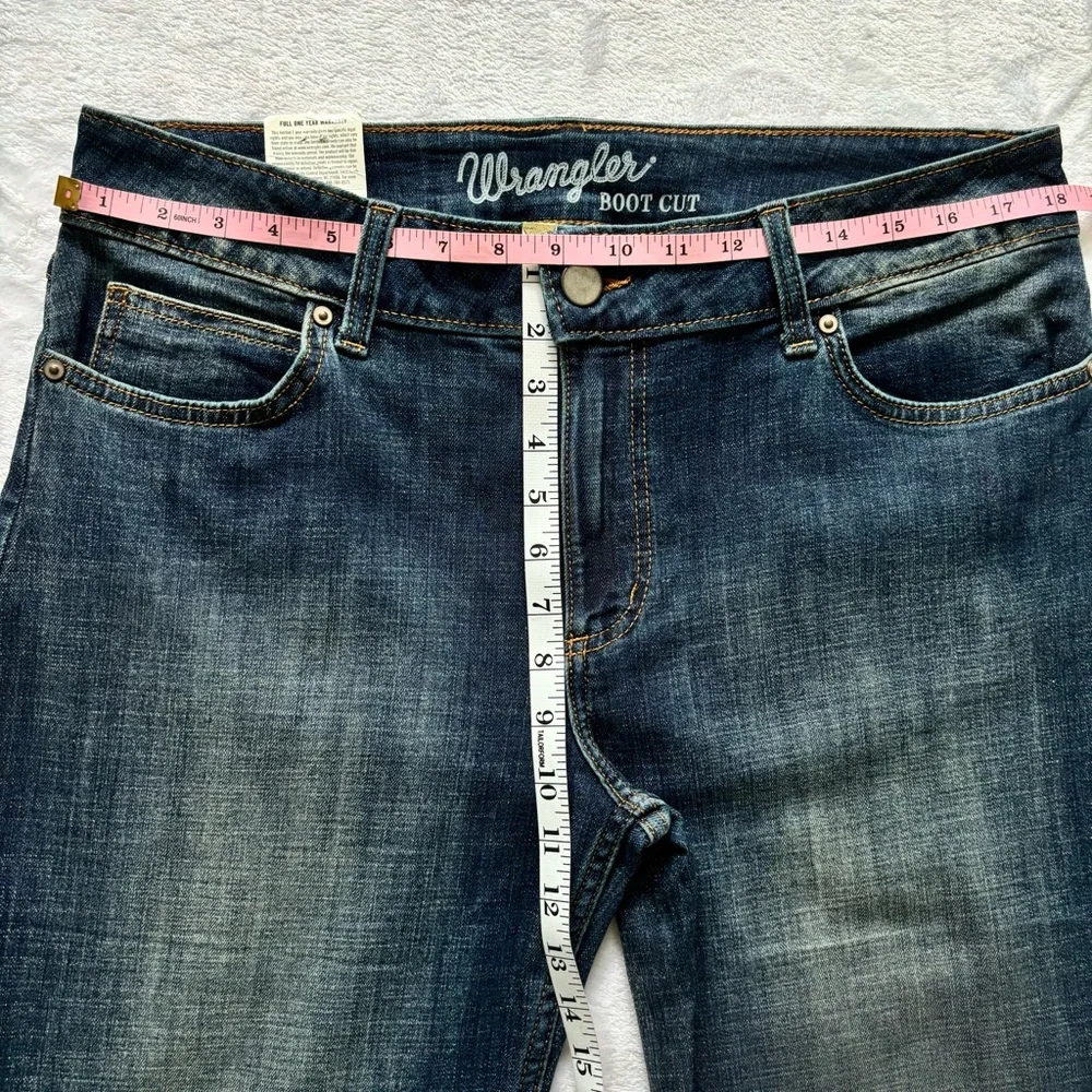 WRANGLER Classic Mid Rise Bootcut Blue Jeans--NWT—15 - Picture 13 of 14